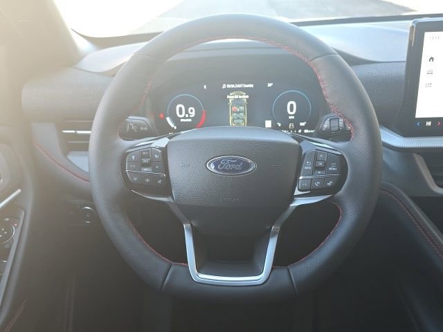 New 2026 Ford Explorer ST-Line w/ ST-Line Street Pack image 16