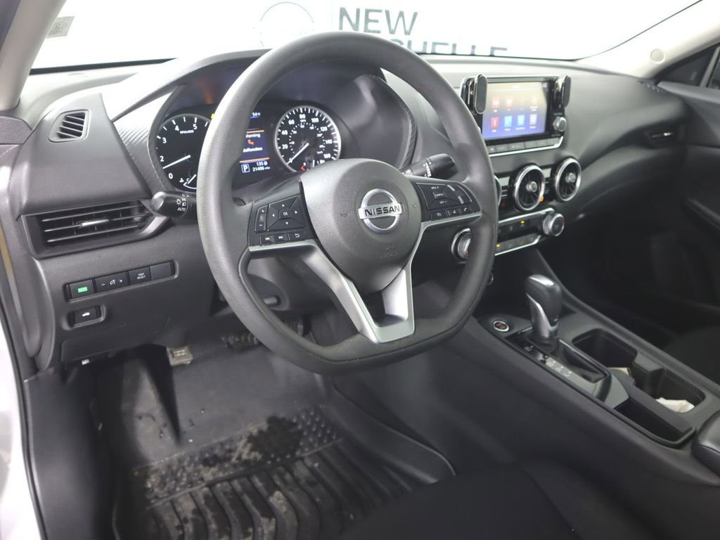 Certified 2022 Nissan Sentra S image 9