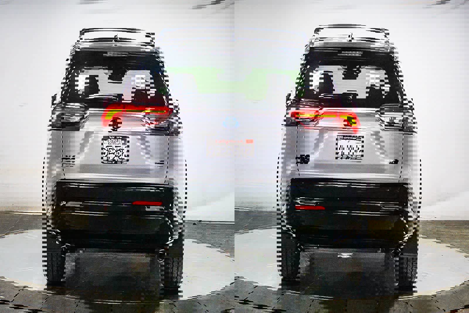 Used 2023 Toyota RAV4 XSE w/ Weather Package image 9