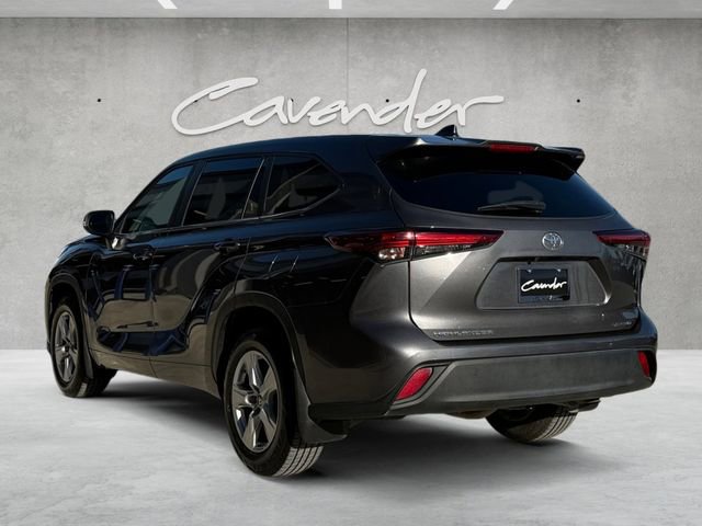 Used 2023 Toyota Highlander L image 5