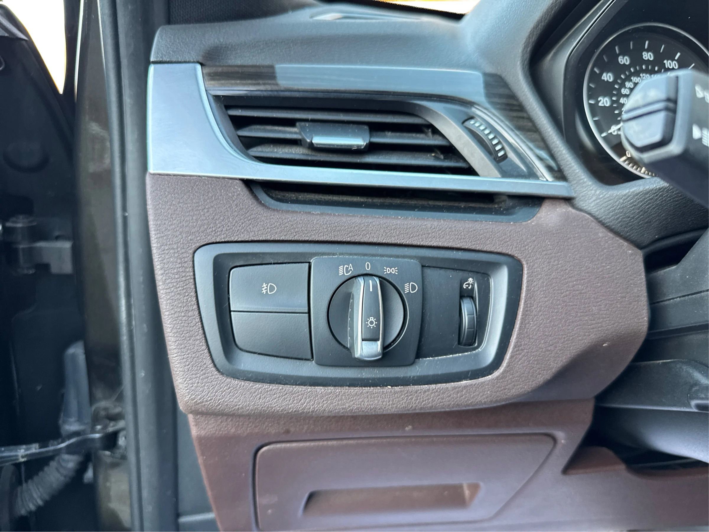 Used 2018 BMW X1 xDrive28i image 22