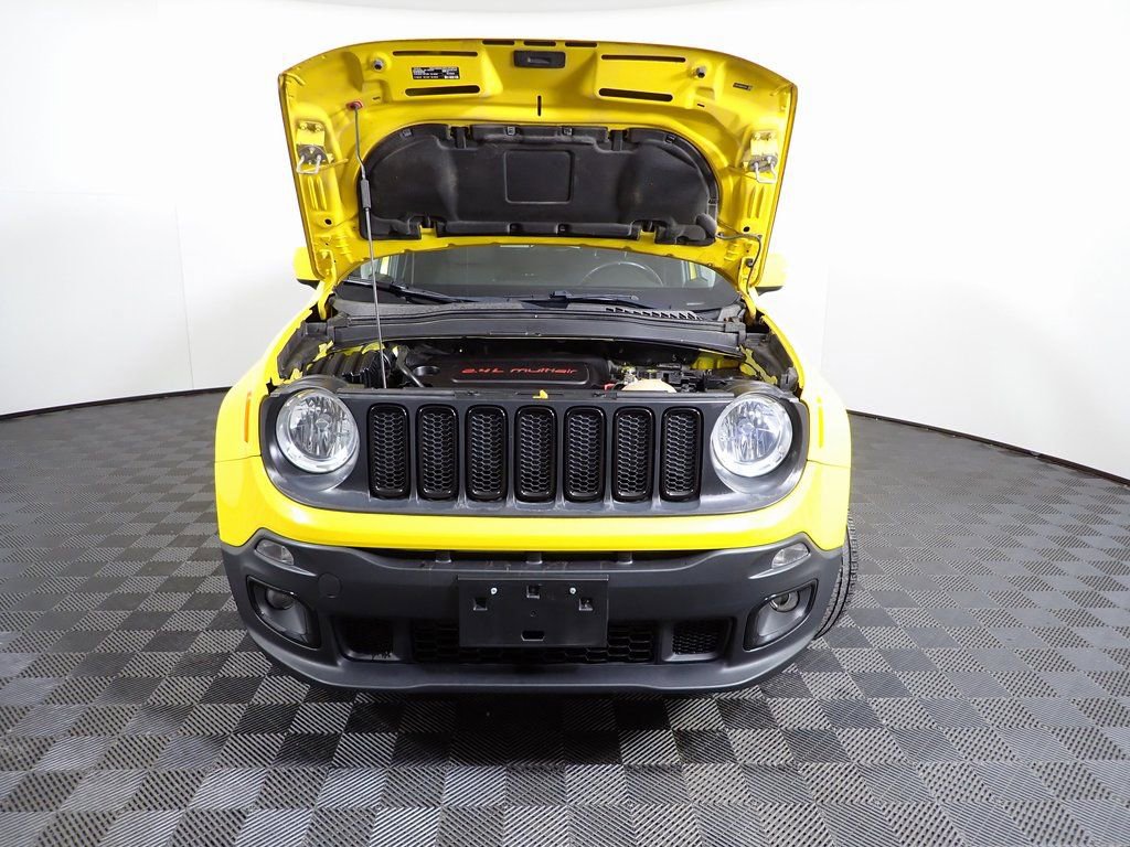 Used 2018 Jeep Renegade Altitude image 8