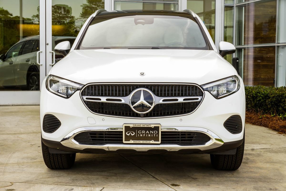 Used 2026 Mercedes-Benz GLC 300 4MATIC image 7