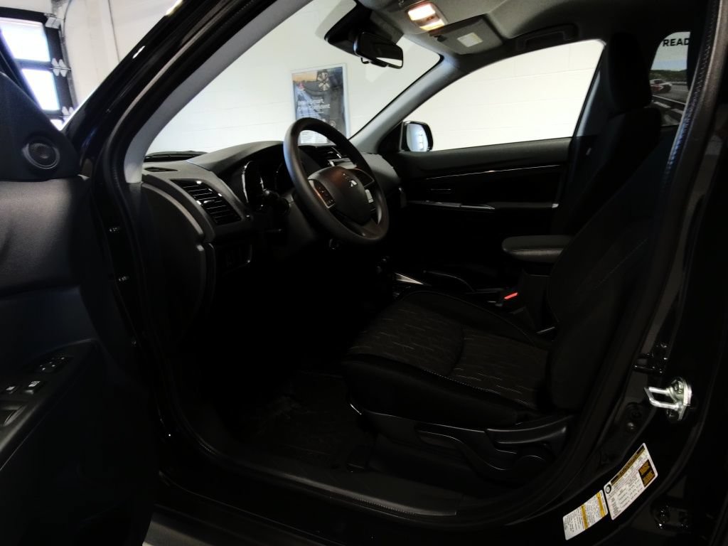 New 2026 Mitsubishi Outlander Sport ES AWD/4WD image 9