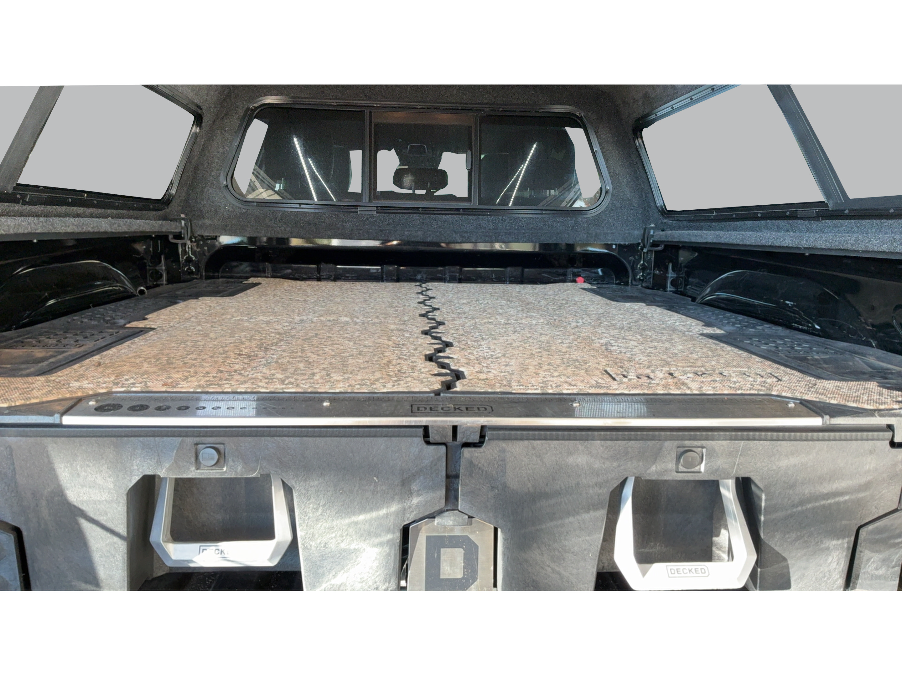 Used 2025 RAM 2500 Laramie AWD/4WD image 39