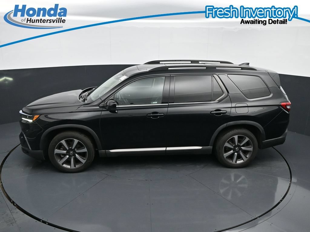 Used 2023 Honda Pilot Elite image 25