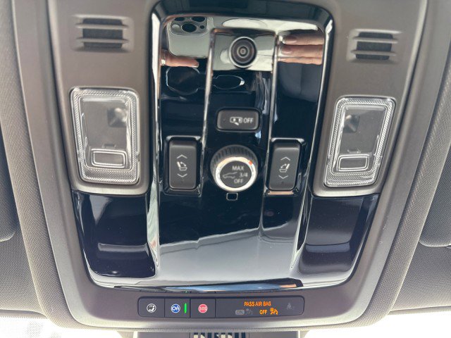 New 2026 Chevrolet Suburban LT w/ Comfort Package image 34