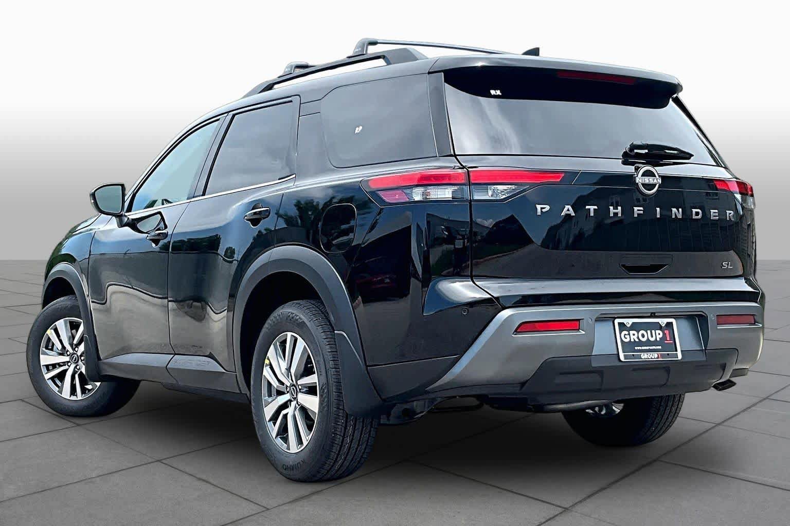 New 2026 Nissan Pathfinder SL FWD image 7