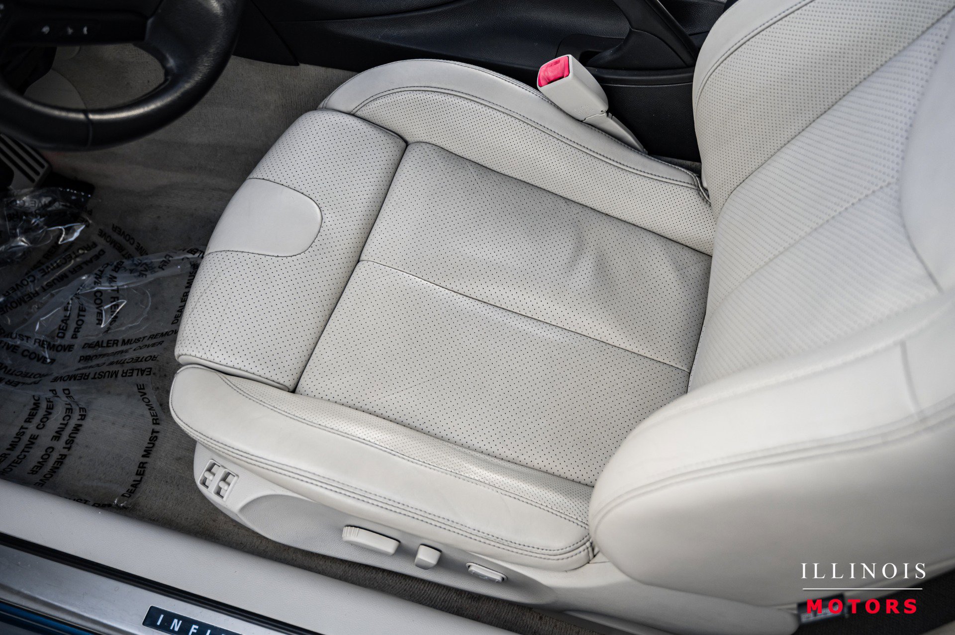 Used 2013 INFINITI G37 Sport image 19