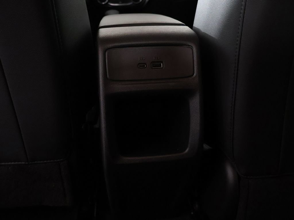 Used 2025 Chevrolet Trax LT FWD image 42