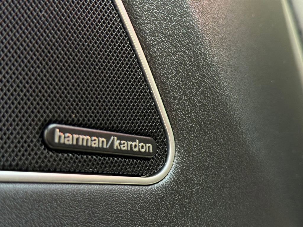 Used 2022 Maserati Levante GT image 38