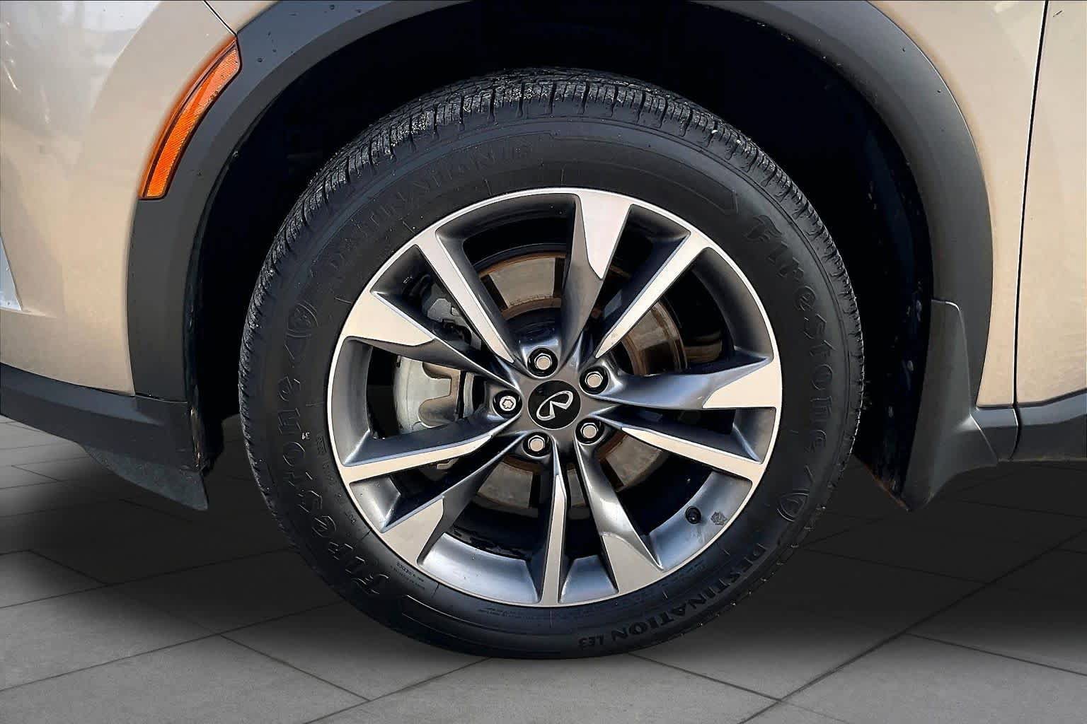 Used 2024 INFINITI QX60 Luxe w/ Vision Package FWD image 10
