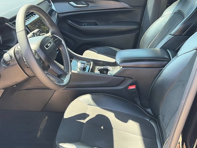 Certified 2024 Jeep Grand Cherokee L Laredo AWD/4WD image 17