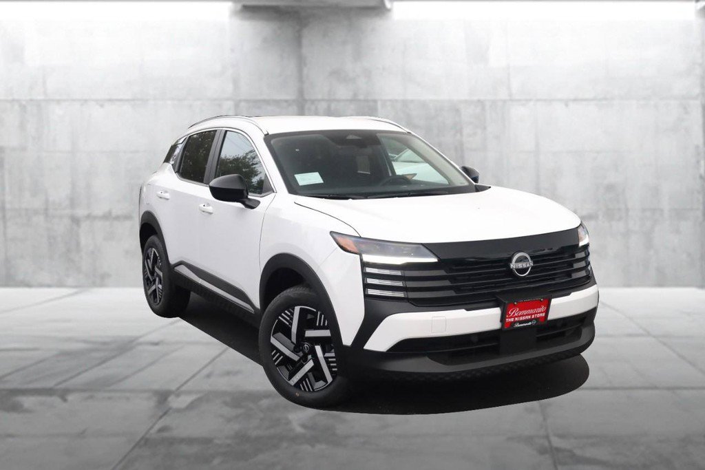 New 2026 Nissan Kicks SV image 2