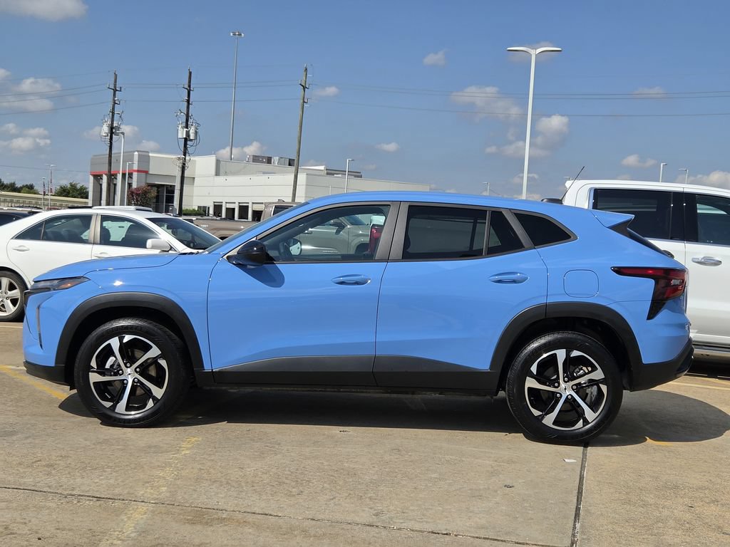 Used 2024 Chevrolet Trax RS w/ Driver Confidence Package FWD image 6