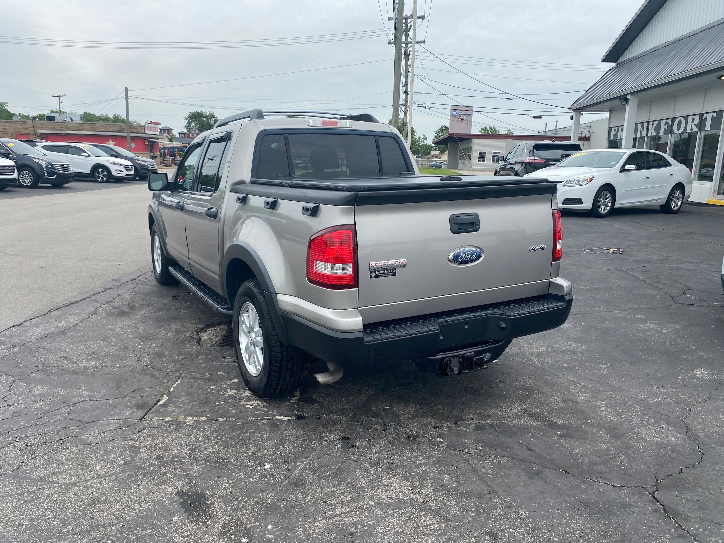Used 2008 Ford Explorer Sport Trac XLT AWD/4WD image 7