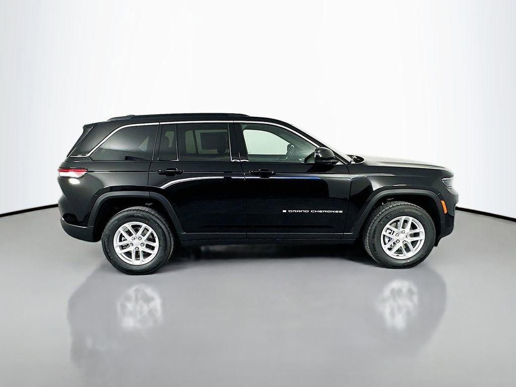 New 2026 Jeep Grand Cherokee Laredo X AWD/4WD image 8