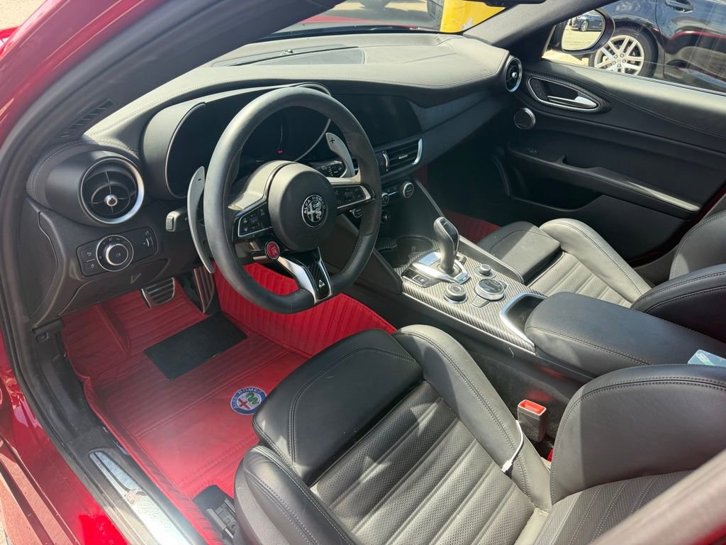 Used 2024 Alfa Romeo Giulia Quadrifoglio w/ Active Assist Plus Package image 6