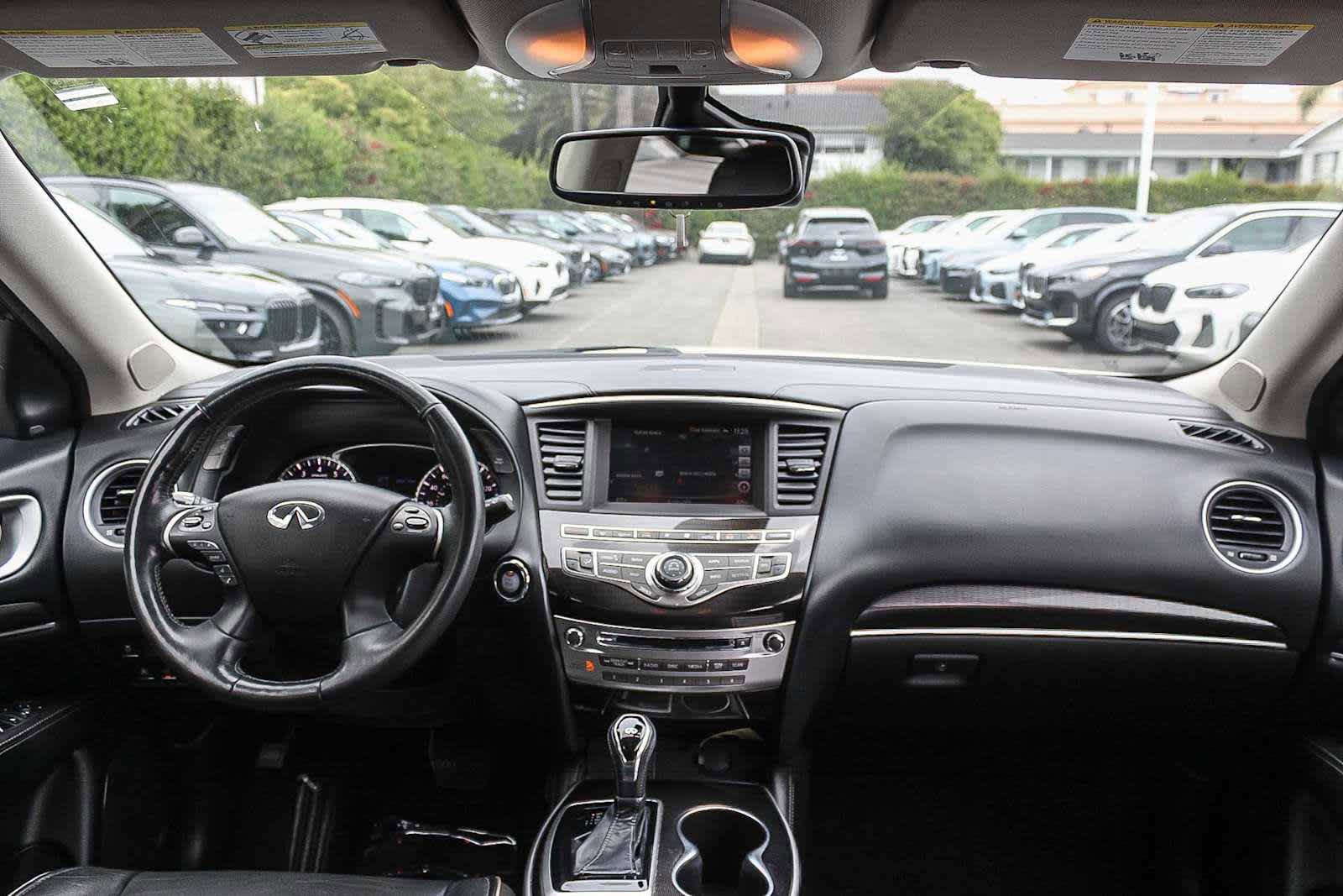 Used 2020 INFINITI QX60 Luxe w/ Essential Package FWD image 13