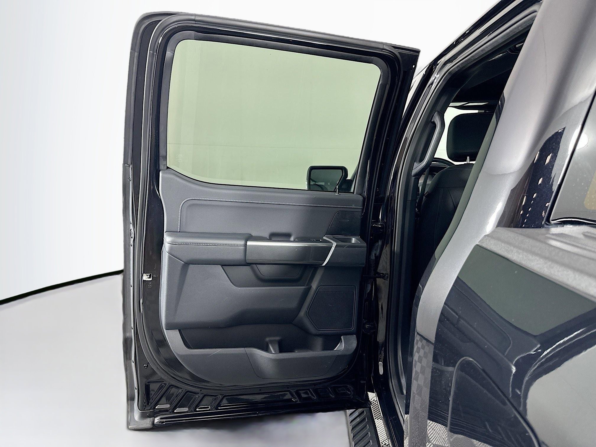 Used 2023 Ford F150 XLT w/ Equipment Group 302A High image 27