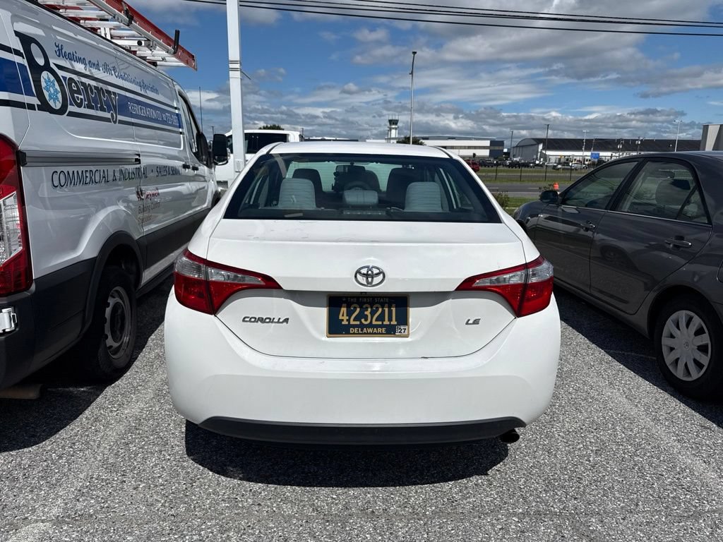 Used 2016 Toyota Corolla LE FWD image 5