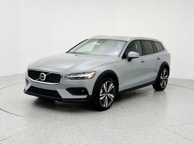 Certified 2025 Volvo V60 B5 Cross Country Plus