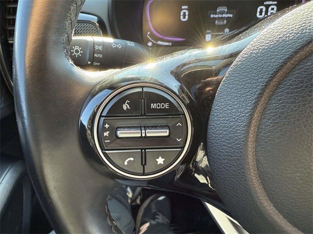 Used 2023 Kia Soul EX image 23