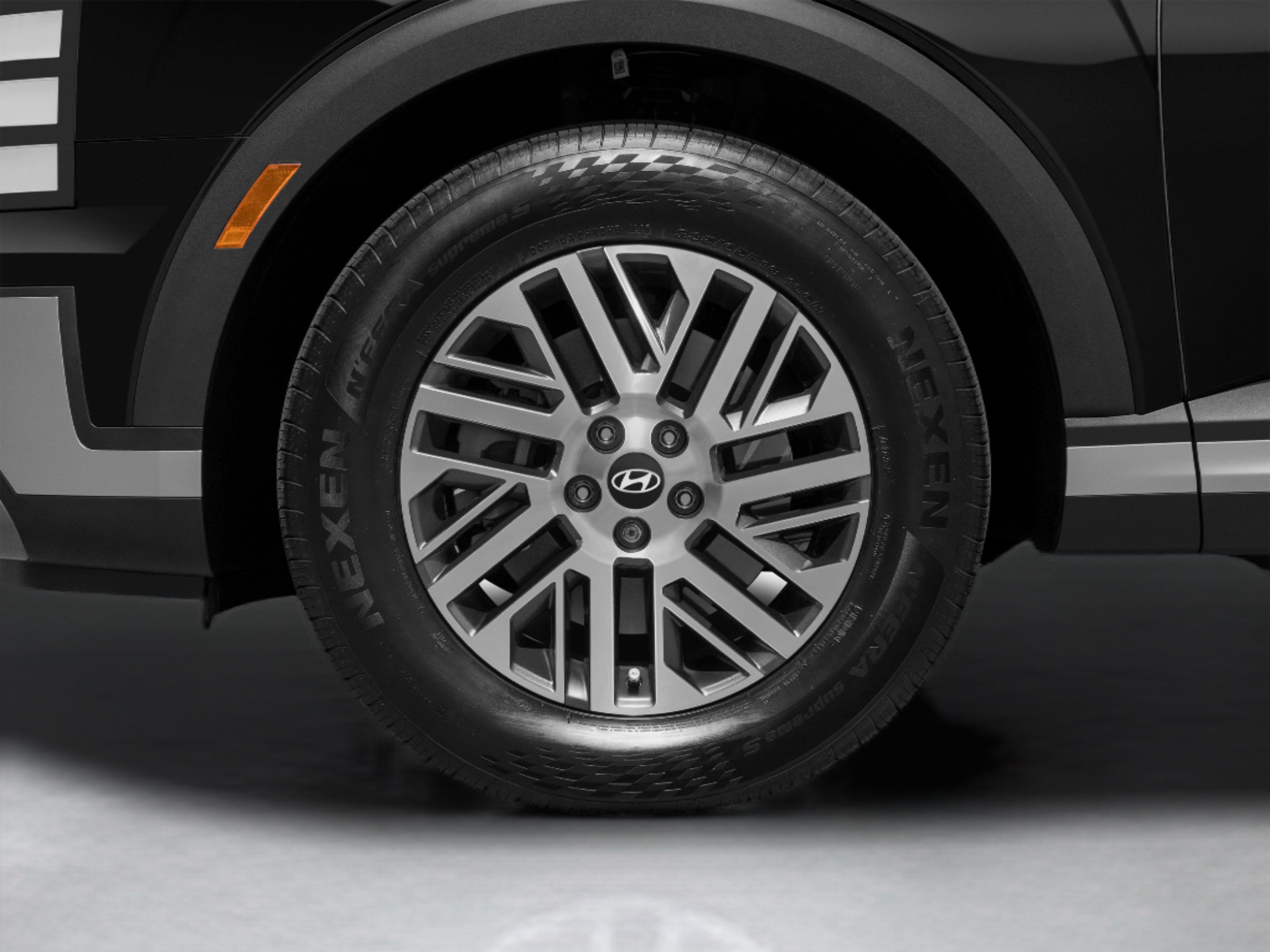 New 2026 Hyundai Palisade Calligraphy FWD image 41