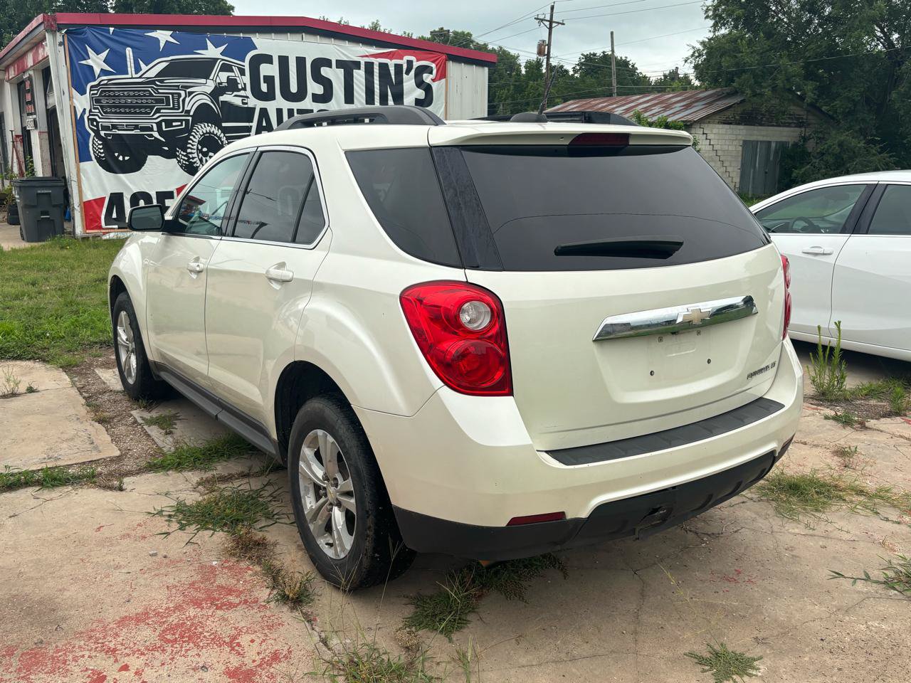 Used 2015 Chevrolet Equinox LT w/ Driver Convenience Package FWD image 2
