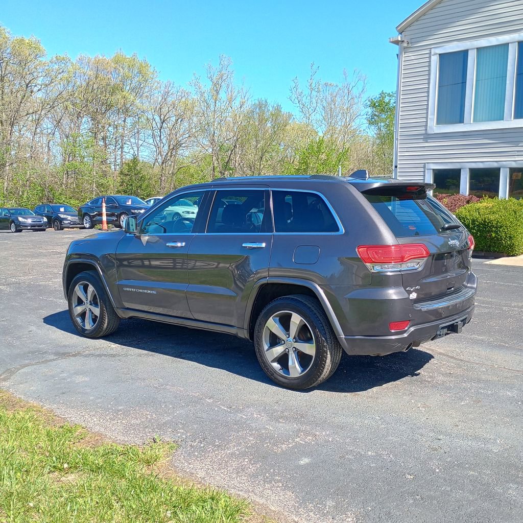 Used 2015 Jeep Grand Cherokee Overland w/ Advanced Technology Group AWD/4WD image 3