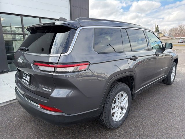 Used 2024 Jeep Grand Cherokee L Laredo w/ Trailer Tow Package image 9