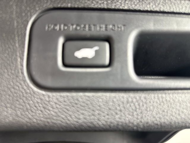 Certified 2024 Honda Odyssey Touring image 37