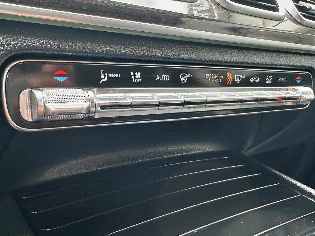 Used 2020 Mercedes-Benz GLE 450 4MATIC w/ Premium Package image 43