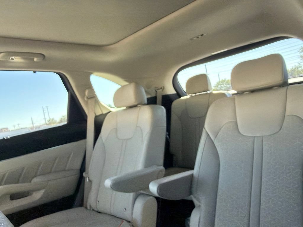 Used 2023 Kia Sorento SX Prestige AWD/4WD image 32