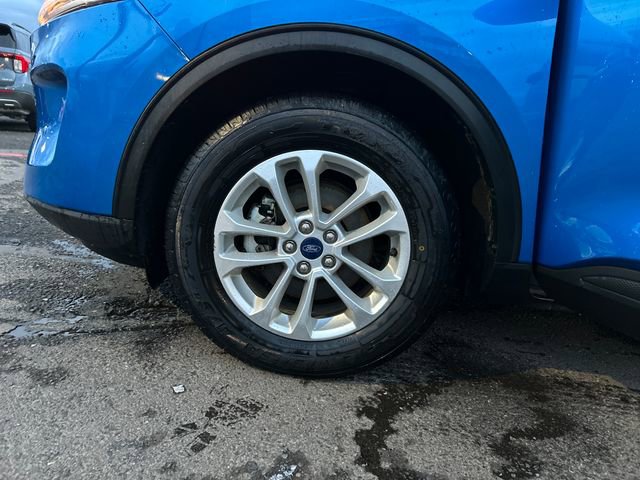 Certified 2021 Ford Escape SE w/ Cold Weather Package image 28