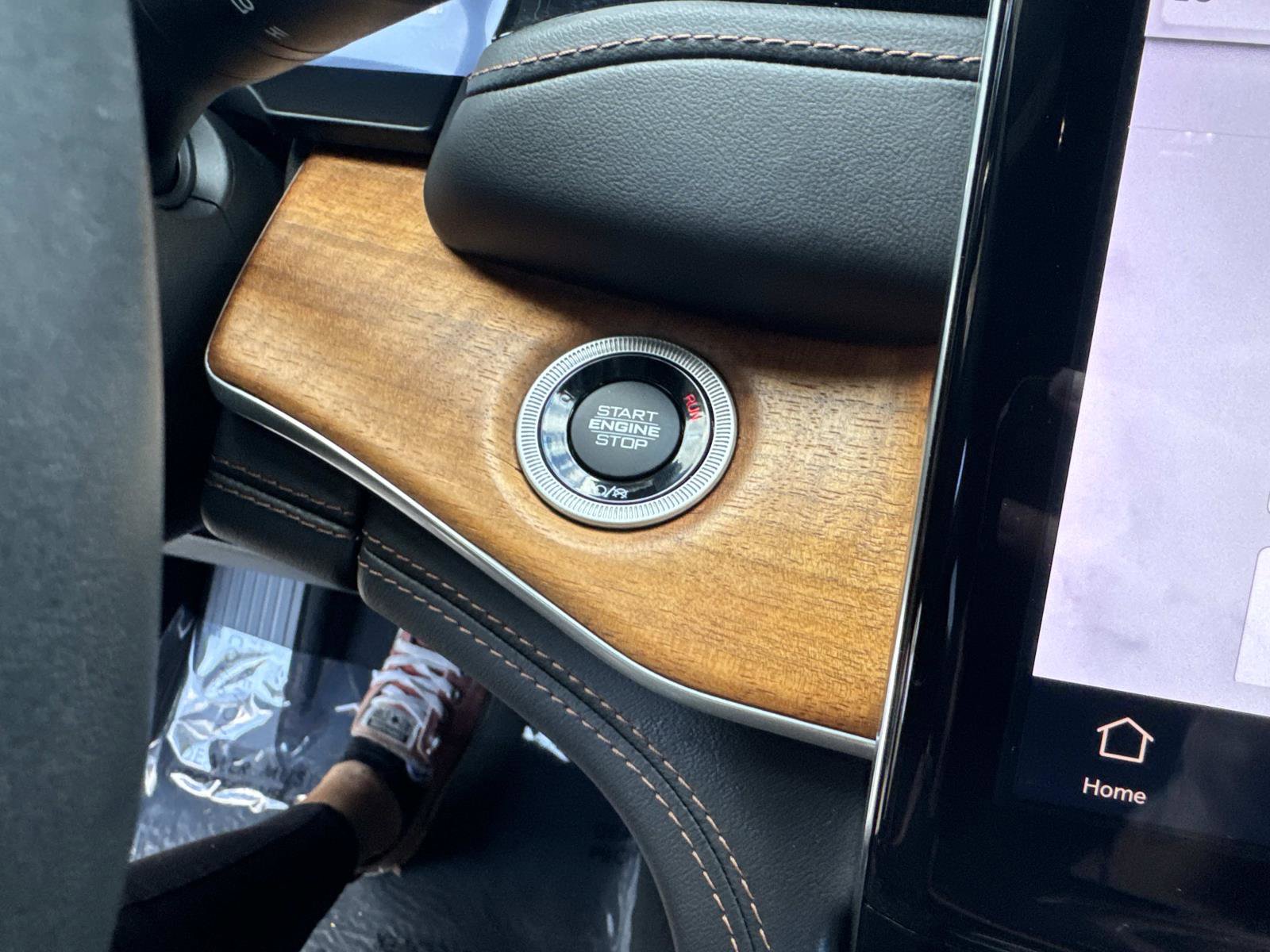 Used 2023 Jeep Grand Cherokee L Summit image 28