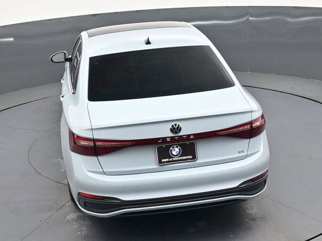 Used 2025 Volkswagen Jetta SE image 23