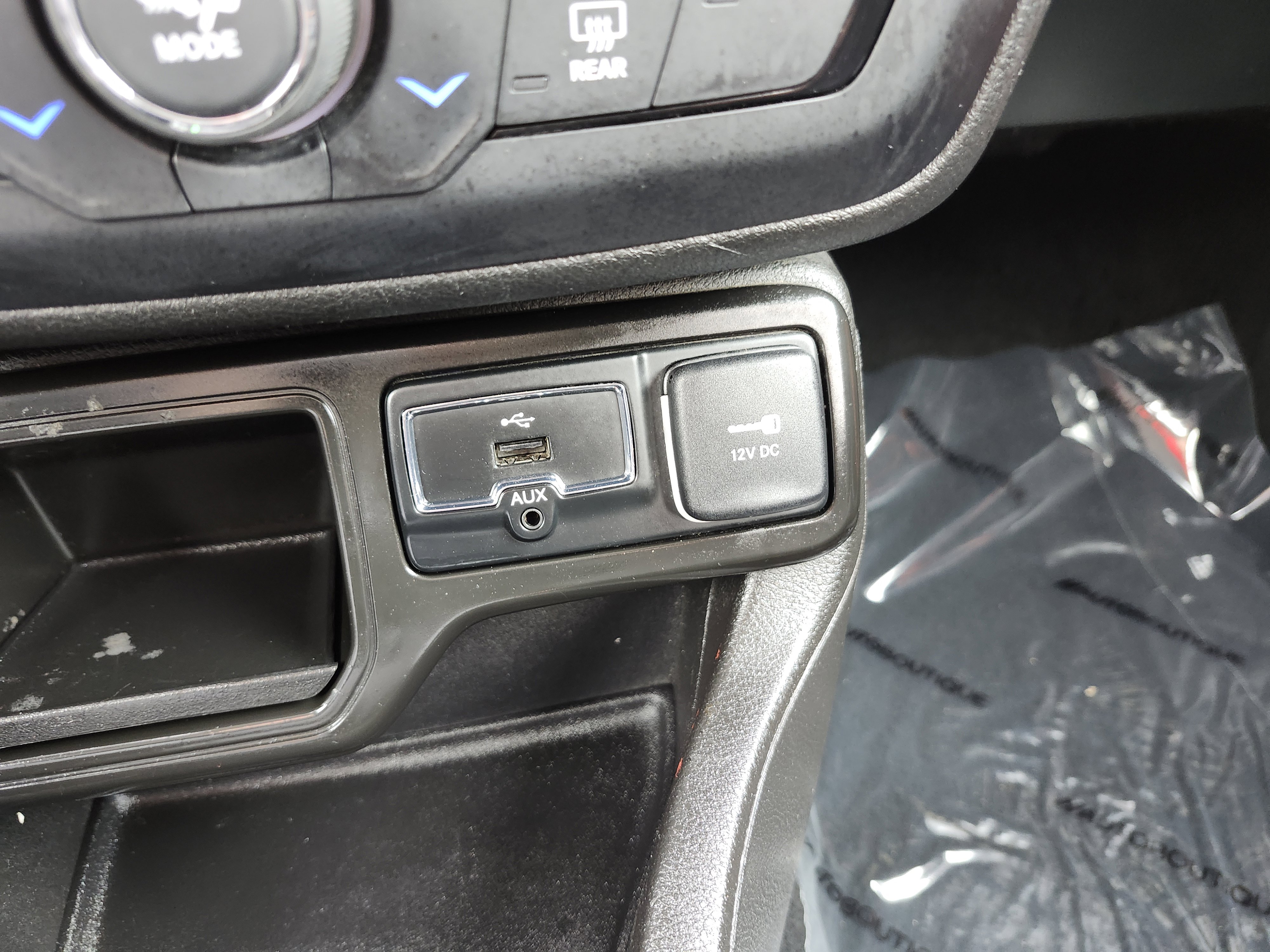 Used 2020 Jeep Renegade Latitude FWD image 8