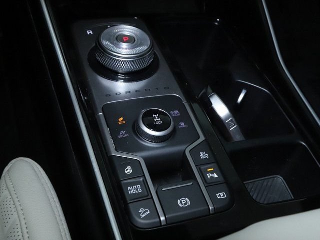 Used 2025 Kia Sorento SX Prestige AWD/4WD image 30