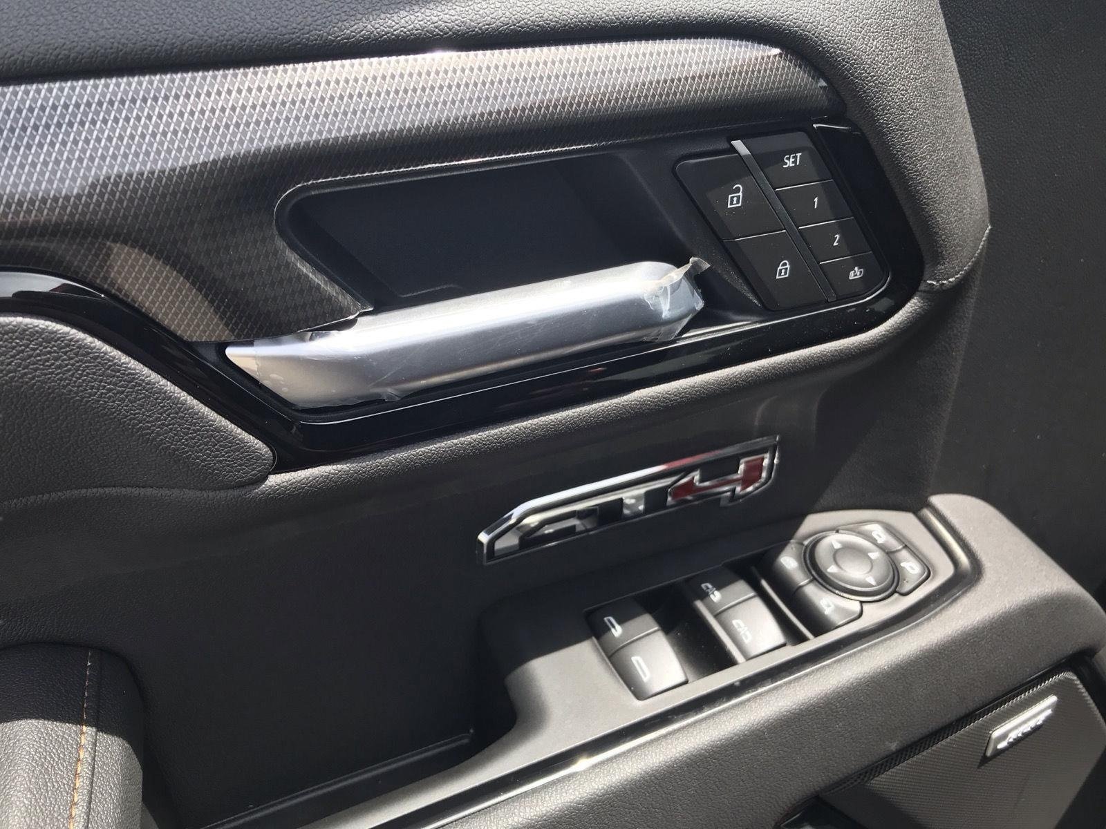 New 2026 GMC Sierra 1500 AT4 w/ AT4 Premium Package AWD/4WD image 32