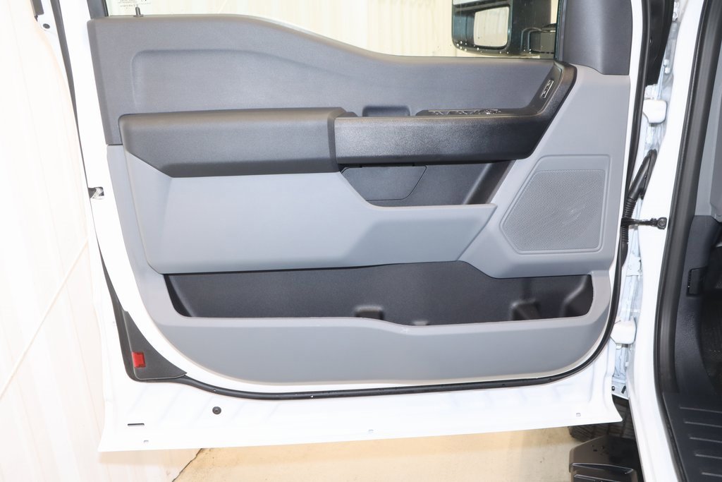 New 2025 Ford F350 XL w/ XL Chrome Package image 11