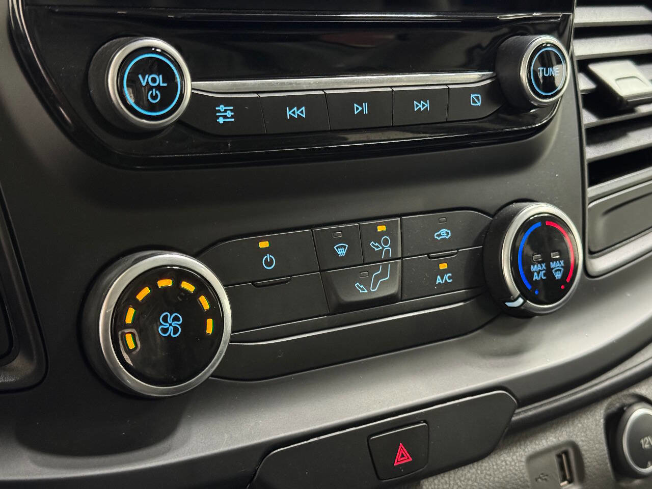 Used 2020 Ford Transit 250 250 3dr SWB Medium Roof Cargo image 59