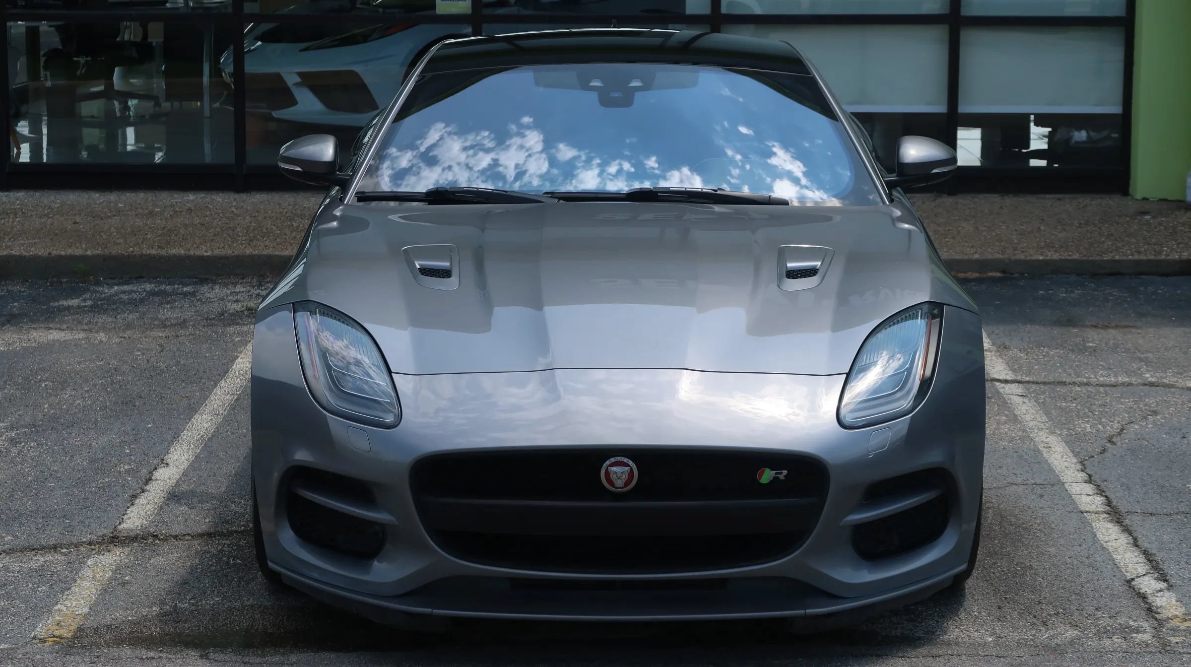 Used 2020 Jaguar F-TYPE R AWD/4WD image 4