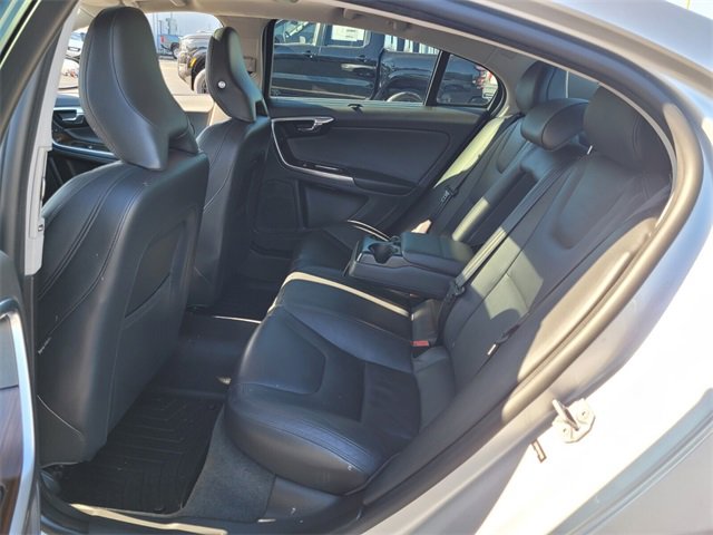 Used 2016 Volvo S60 T5 Premier image 6