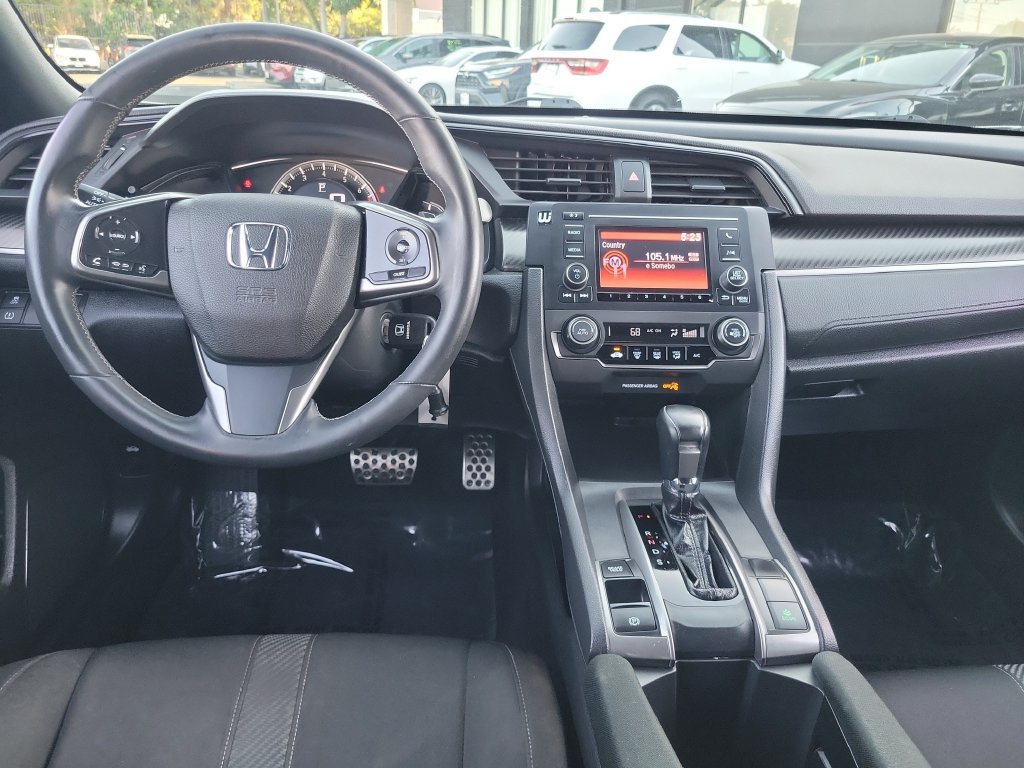 Used 2017 Honda Civic Sport image 11