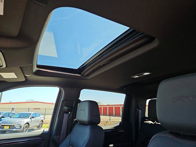 Used 2022 GMC Sierra 1500 AT4 w/ AT4 Premium Package image 15