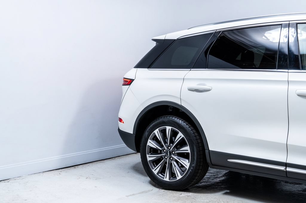 Used 2022 Lincoln Corsair Reserve w/ Elements Package AWD/4WD image 11
