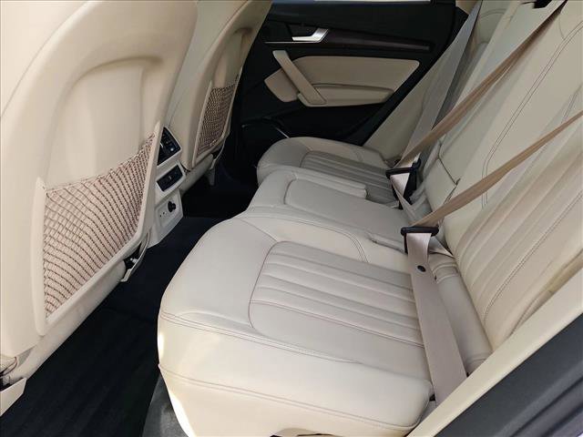 Used 2023 Audi Q5 2.0T Premium image 18