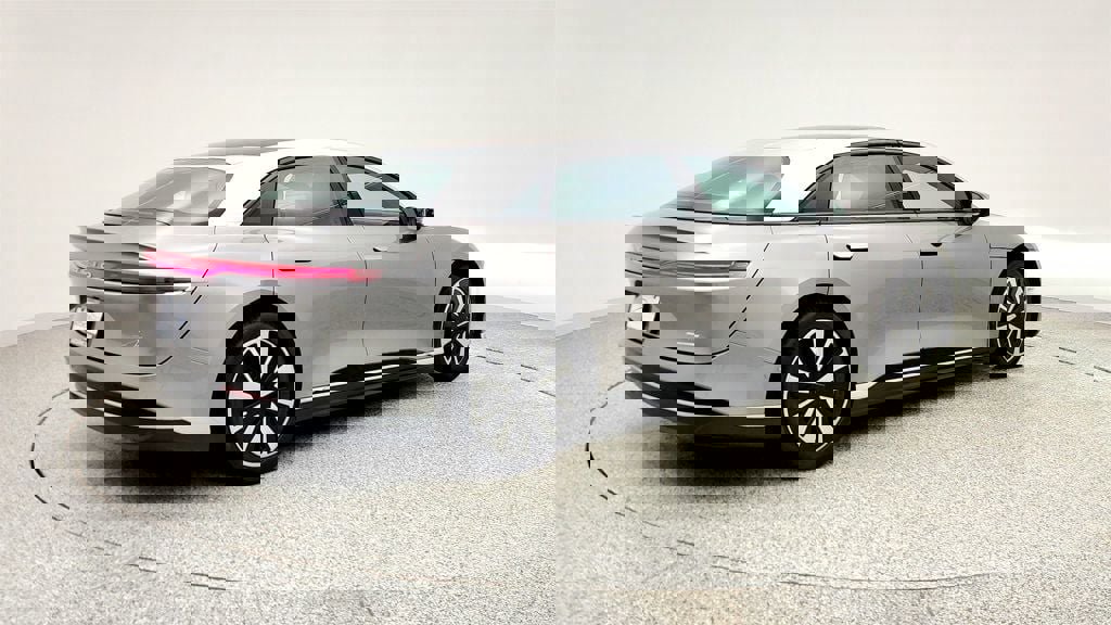 Used 2023 Lucid Air Touring image 5