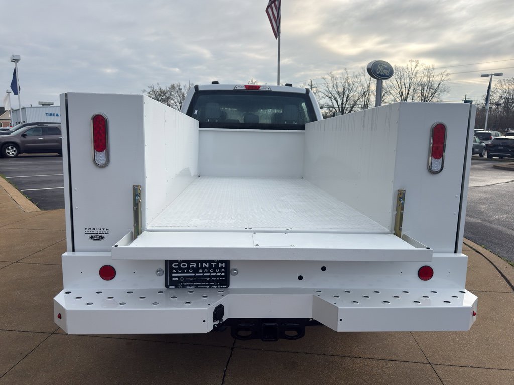 New 2026 Ford F250 XL w/ XL Chrome Package image 13